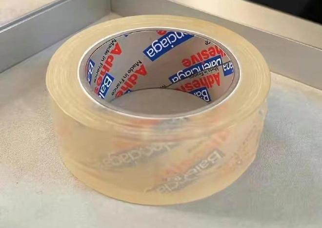 条的半身裙被吐槽像平角短裤！客服回应：线上已下架PG电子麻将胡了2试玩热闻巴黎世家4500元一(图2)