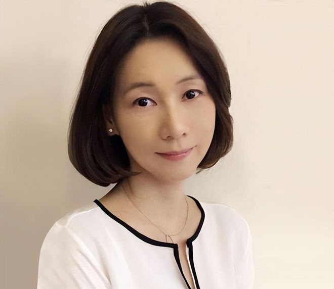 操刀女主颜值碾压原版男主一言难尽麻将胡了新《还珠》开机！琼瑶儿媳(图6)