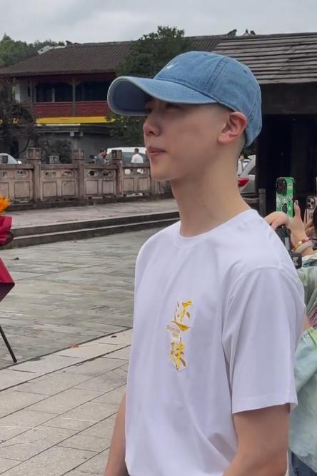 操刀女主颜值碾压原版男主一言难尽麻将胡了新《还珠》开机！琼瑶儿媳(图8)